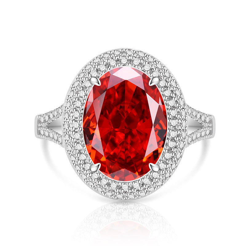 Verstellbarer Ring mit schimmerndem Zirkonia