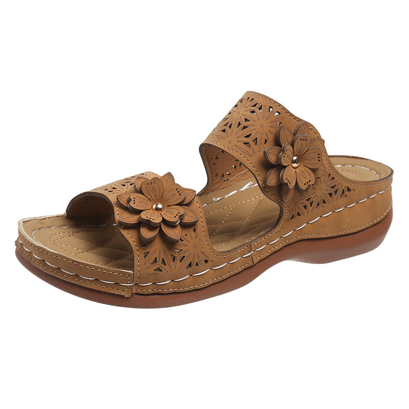 Freizeit-Sandalen mit Blumen-Applikation – Bild 3 | LuxeStyle