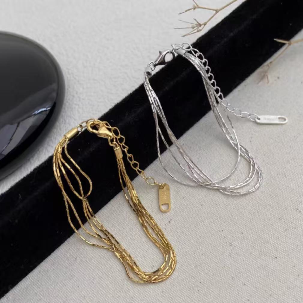 Minimalistisches Layering-Armband für Damen | LuxeStyle