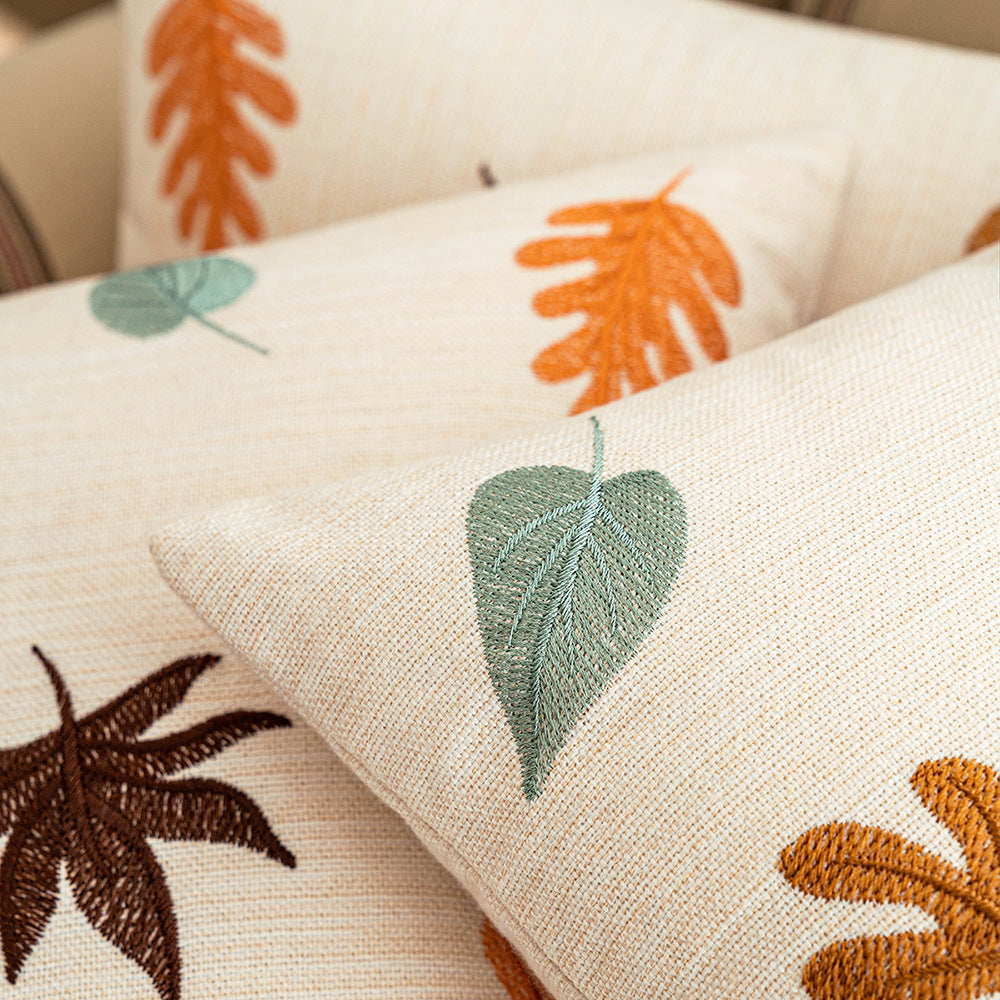 Kissenhülle bestickt mit Herbstlaub und Kürbis – Bild 7 | LuxeStyle
