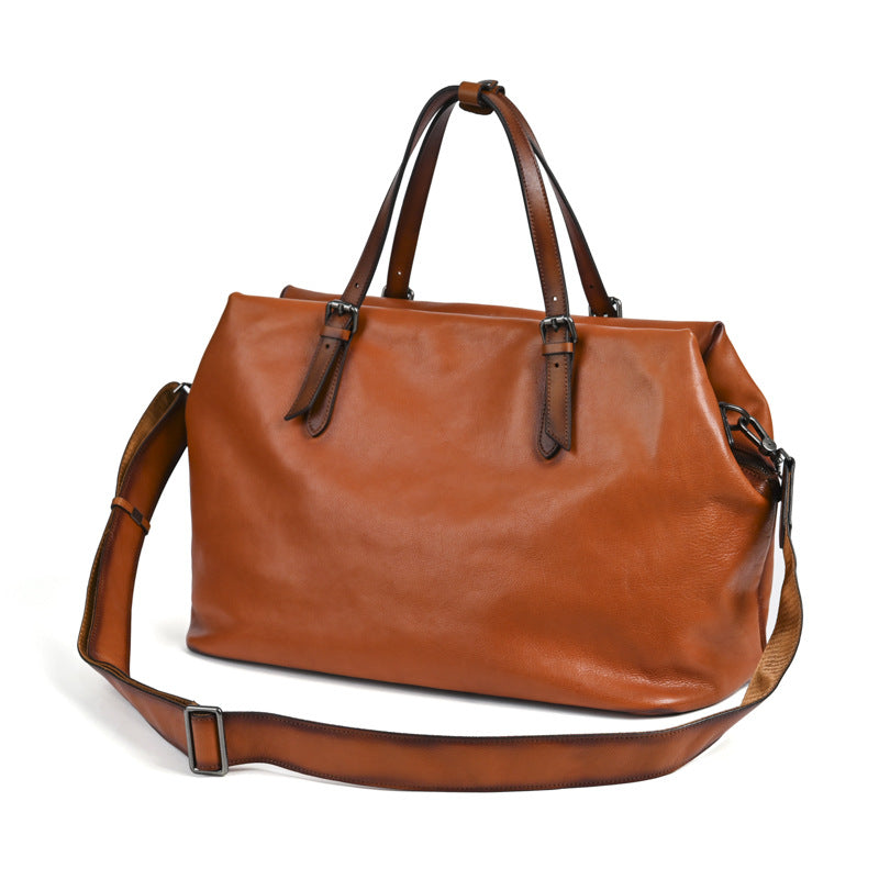 Retro Handtasche aus glänzendem Lackleder