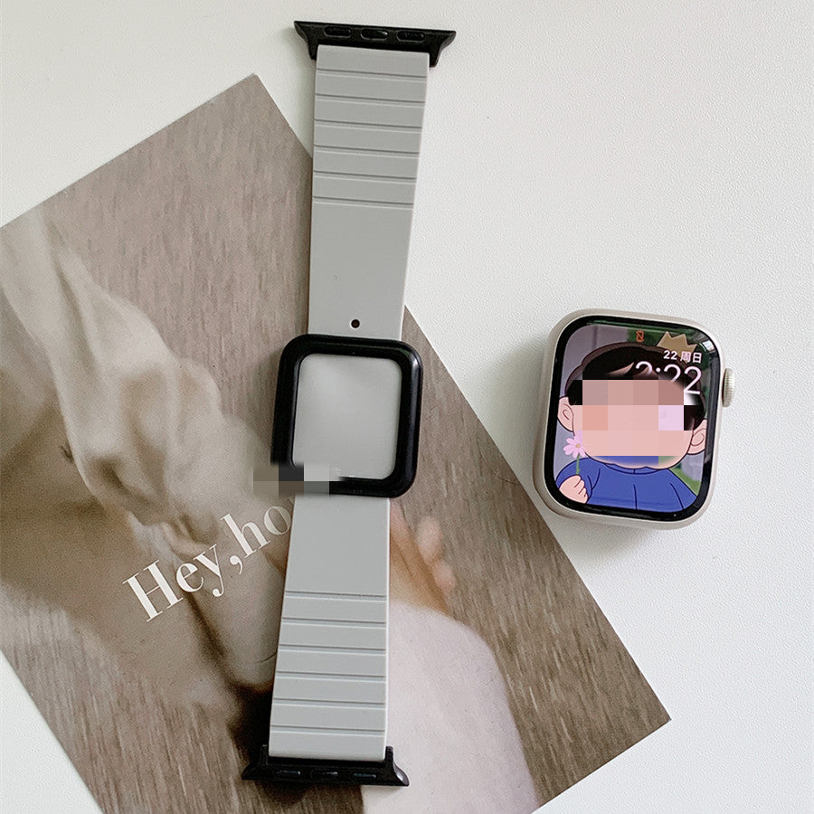 Smartwatch-Armband aus Silikon mit Magnetverschluss – Bild 4 | LuxeStyle