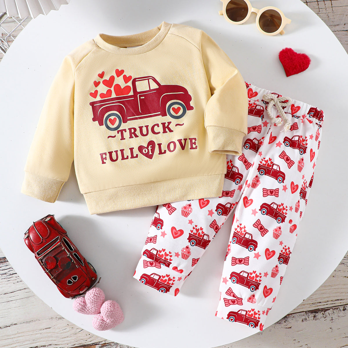 Long Sleeve Sweatshirt mit Herz-Print & Sweatpants Set – Bild 3 | LuxeStyle