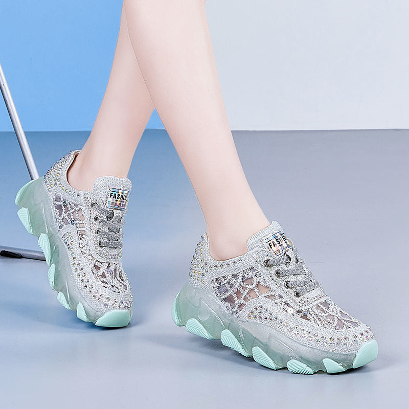 Damen-Sneaker mit atmungsaktivem Mesh und Höhenaufbau