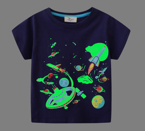Leuchtendes Hai-T-Shirt für Kinder