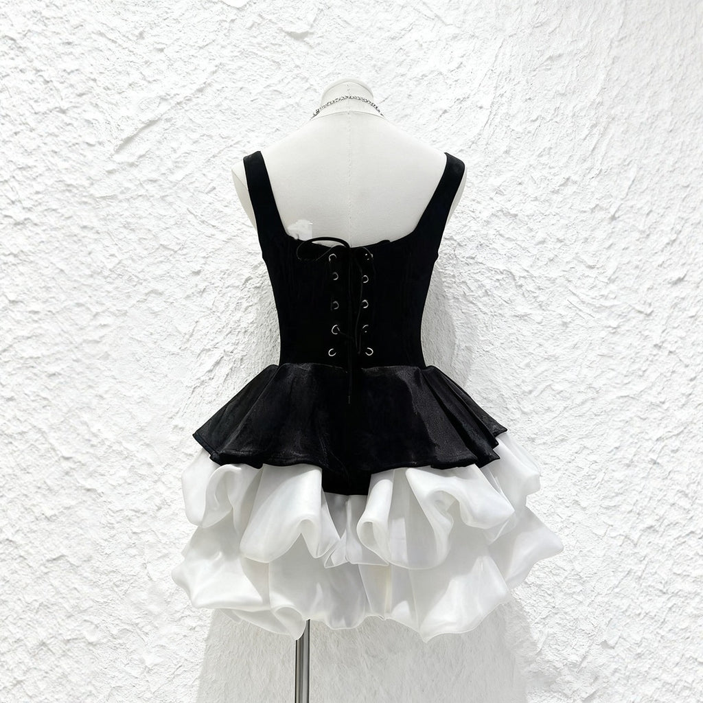 Schwungvolles Ballett-Design – Bild 2 | LuxeStyle