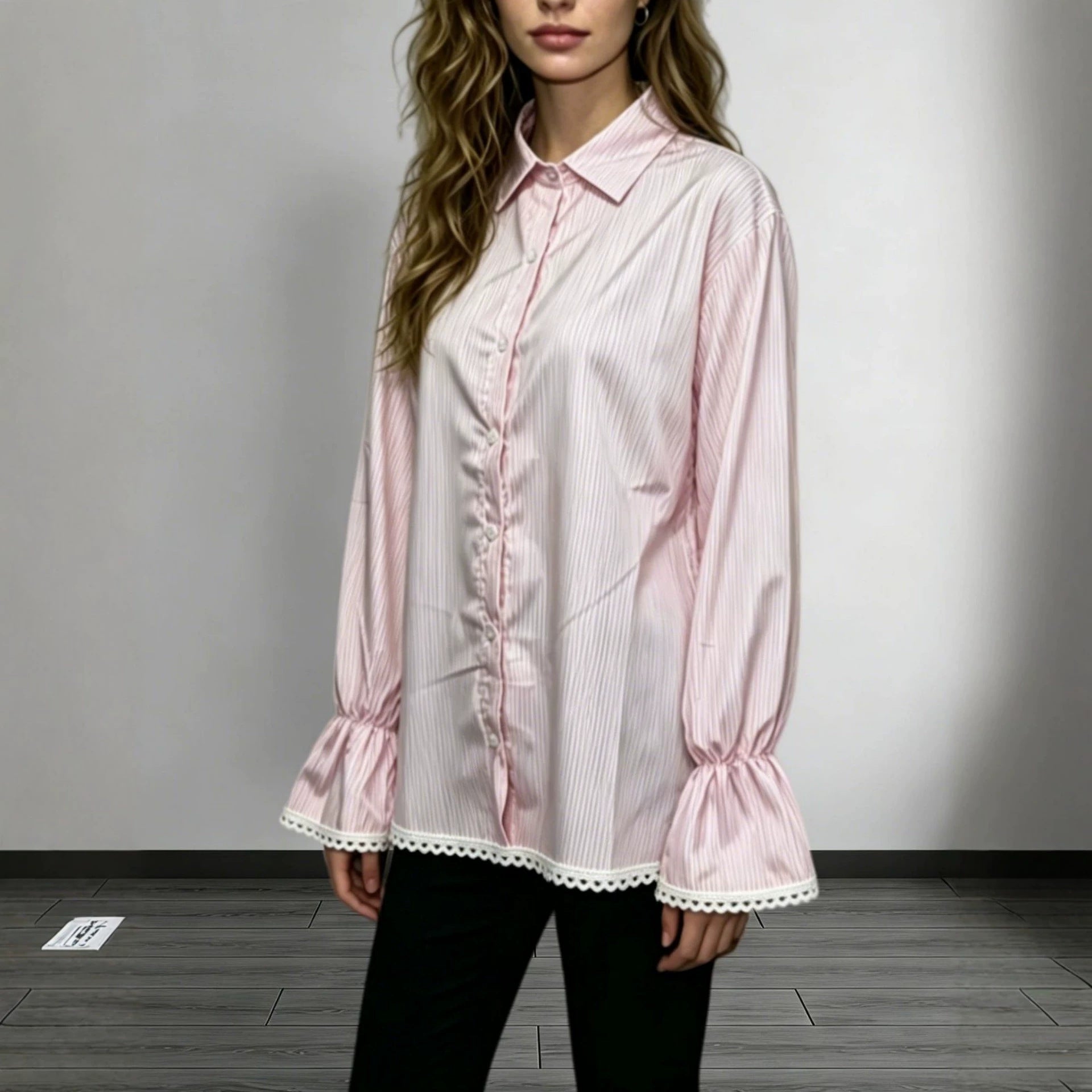 Romantisches Langarmshirt mit Spitzenbesatz