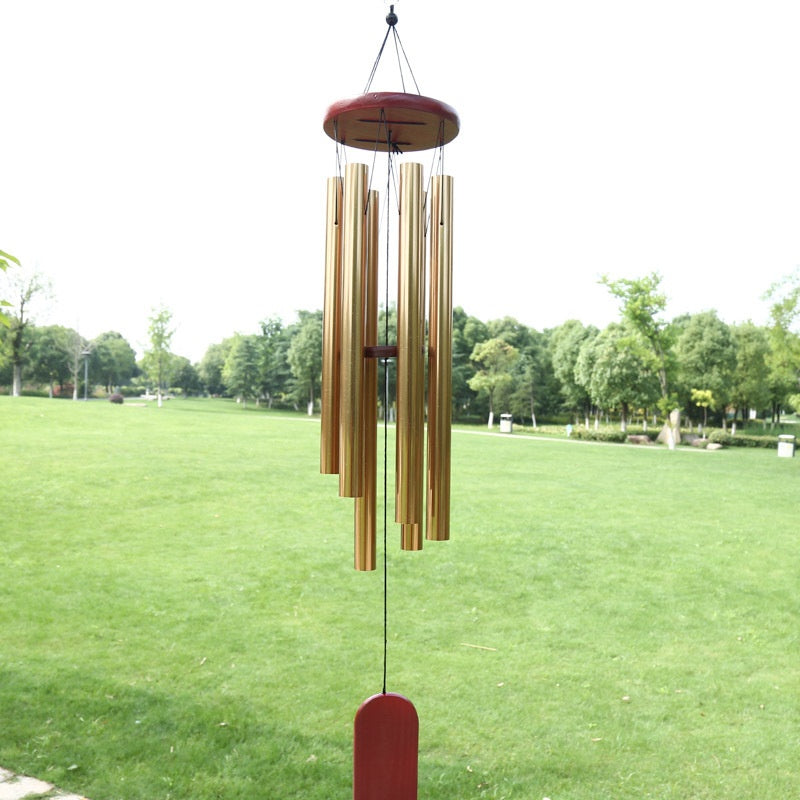 Klassisches Windspiel aus Holz und Metall – Bild 2 | LuxeStyle