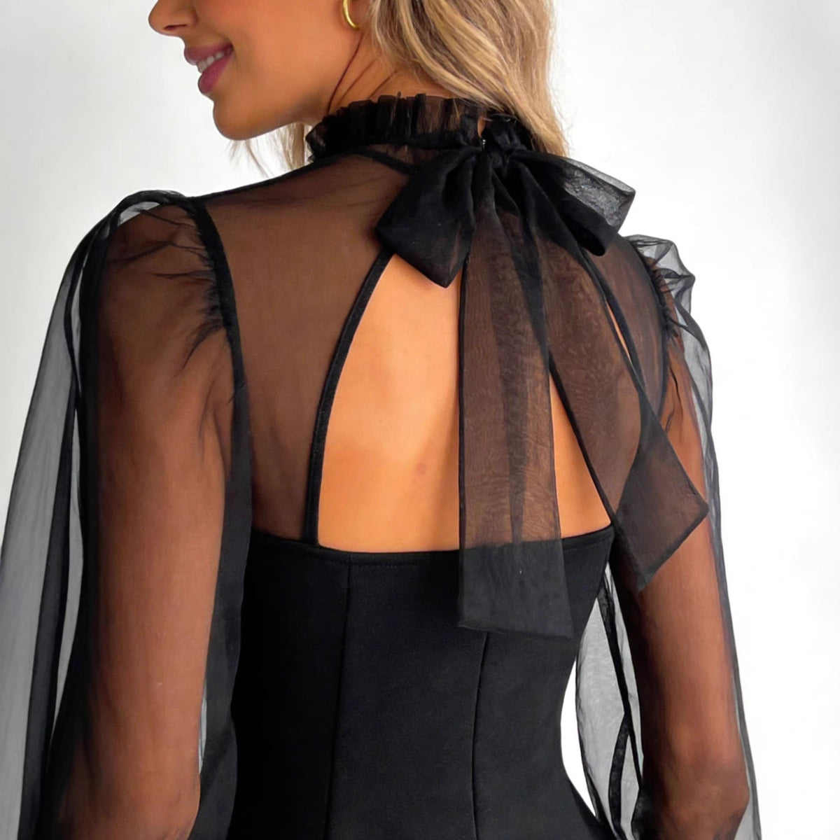 Schwarzes Mesh-Kleid mit Puffärmeln – Bild 4 | LuxeStyle