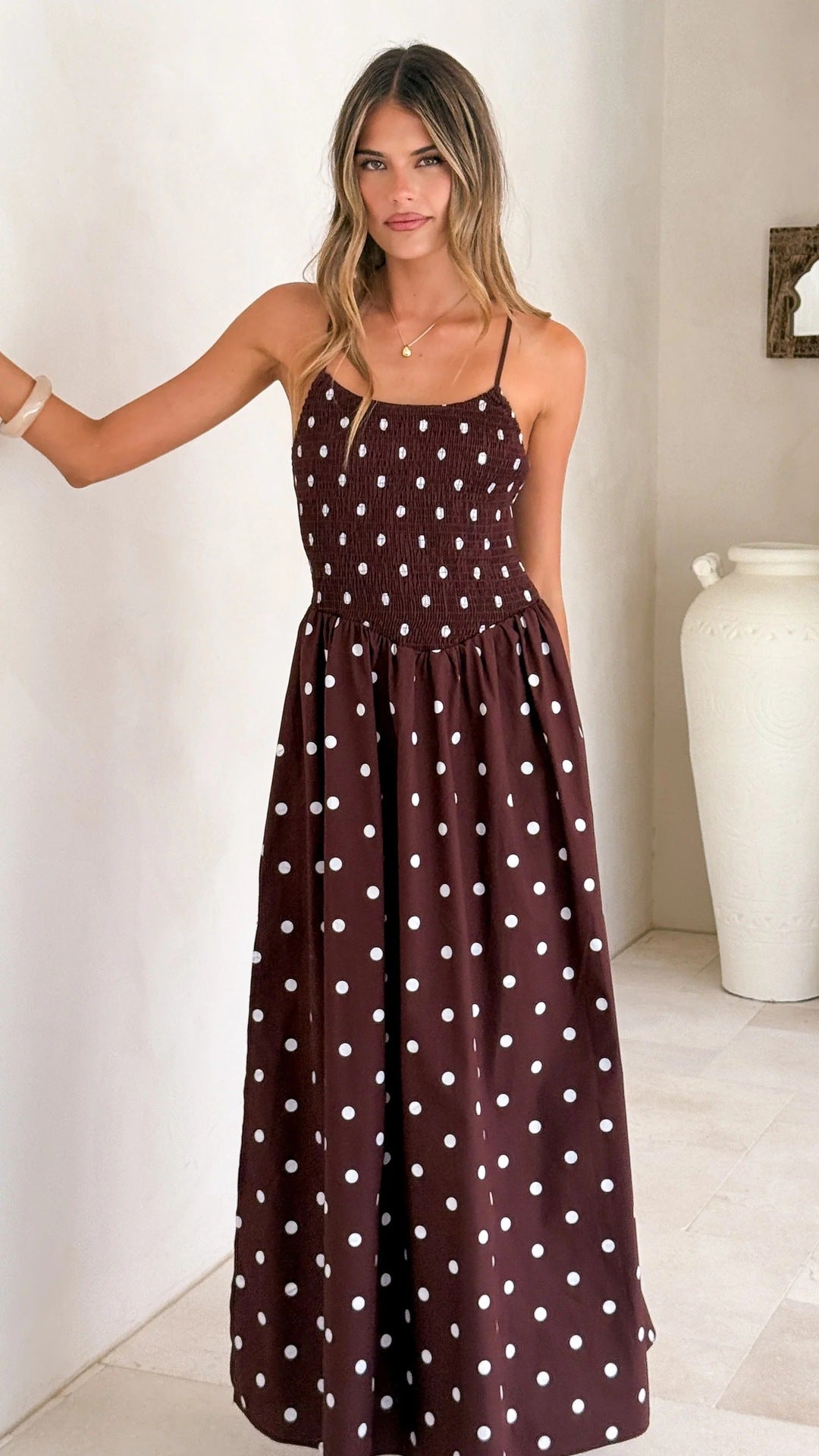Maxikleid mit Taillengurt und Polka Dots – Bild 3 | LuxeStyle