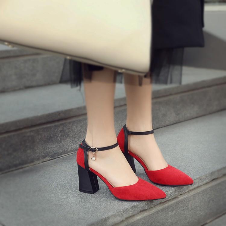 Elegante Pumps mit Blockabsatz