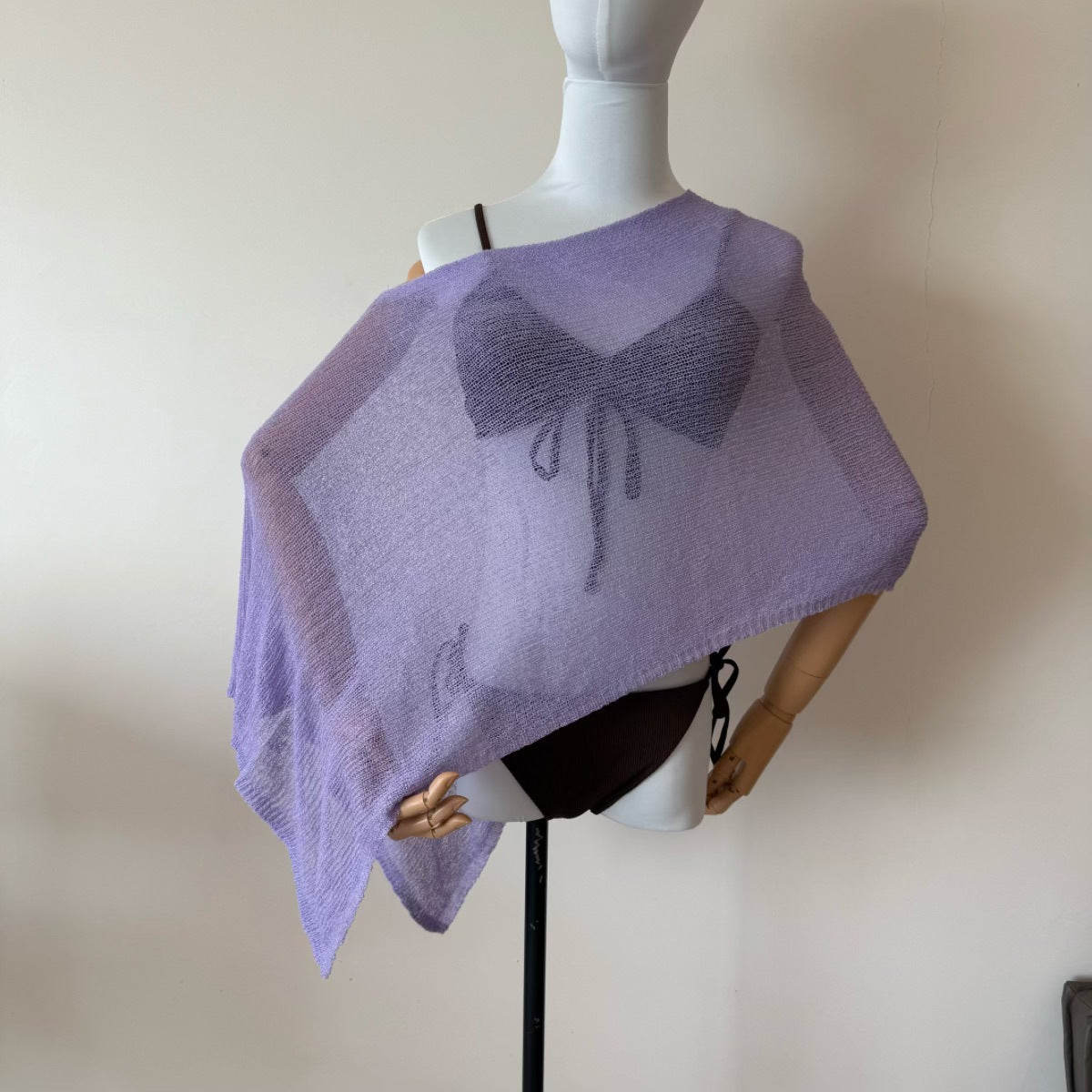 Unregelmässiger Umhang-Schal mit Sonnenschutz – Bild 15 | LuxeStyle