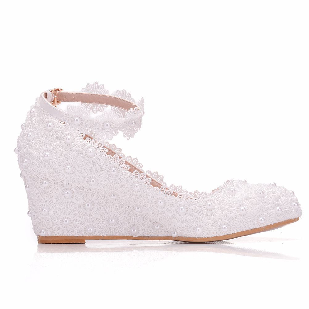 Weisse Plateau-Pumps mit Keilabsatz | LuxeStyle