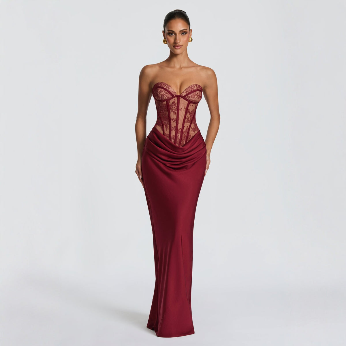 Elegantes figurbetontes Abendkleid mit Spitze – Bild 3 | LuxeStyle