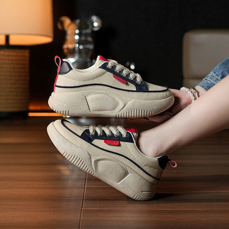 Vielseitige Dad Shoes mit runder Zehenpartie