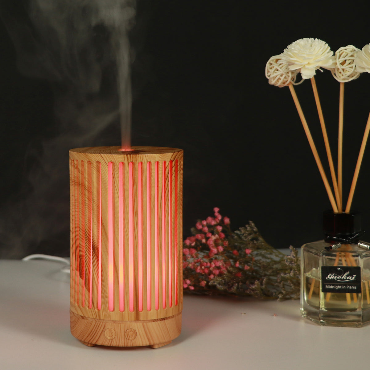 Aroma Diffuser mit Holzmaserung und LED-Licht | LuxeStyle