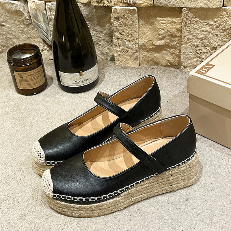 Elegante Keilabsatz-Pumps mit Knöchelriemen