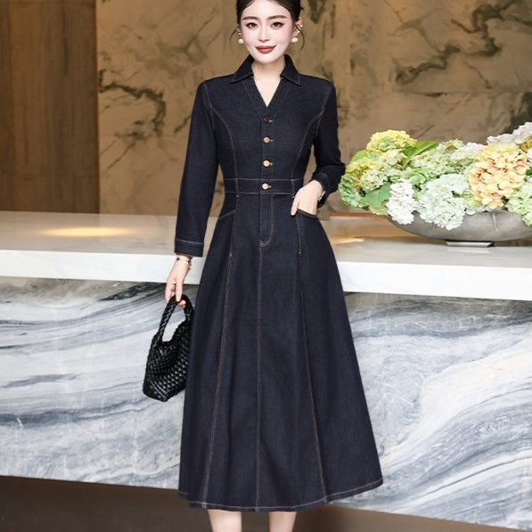 Elegantes Denim-Kleid mit V-Ausschnitt