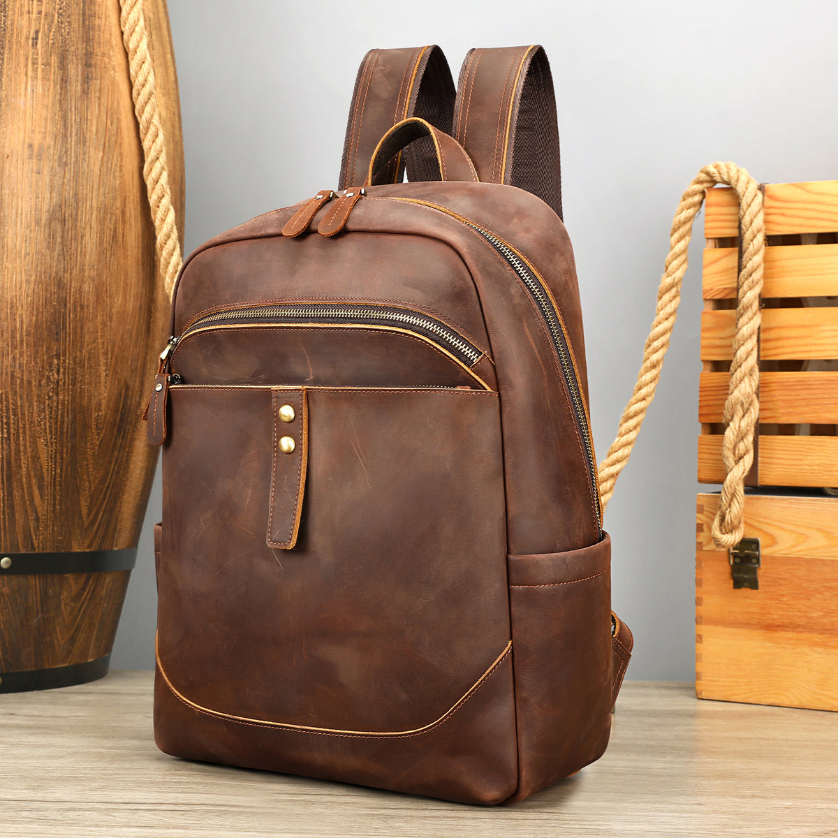 Business Rucksack aus Leder mit Laptopfach – Bild 3 | LuxeStyle