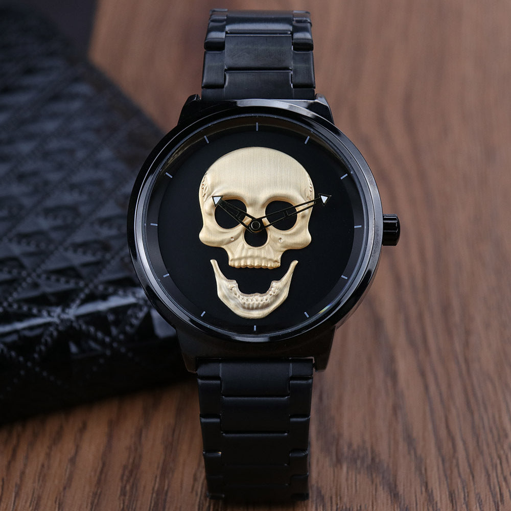 Herren-Quarzuhr mit Totenkopf und Stahlband – Bild 5 | LuxeStyle