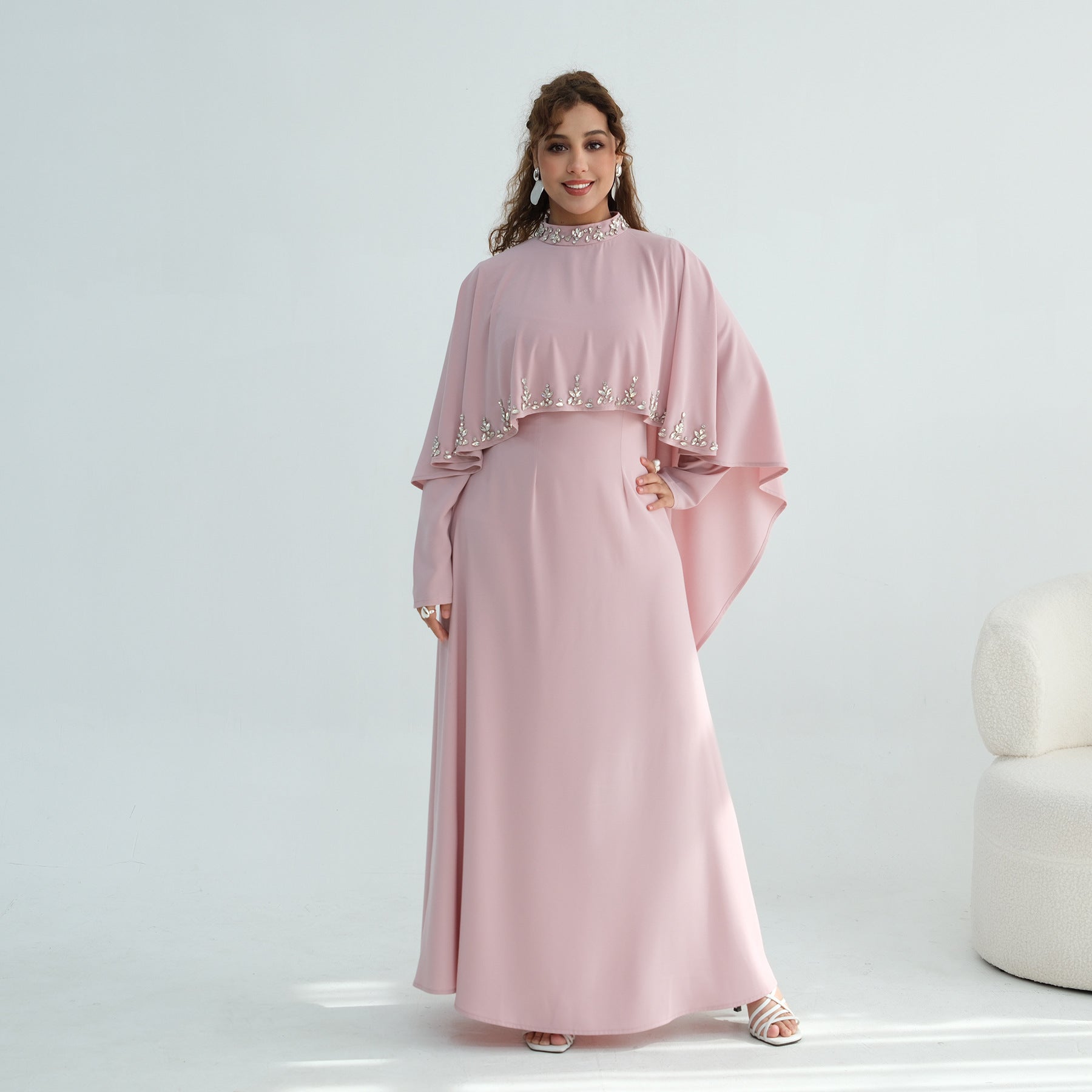 Elegantes Zweiteiliges Kleid mit Strass