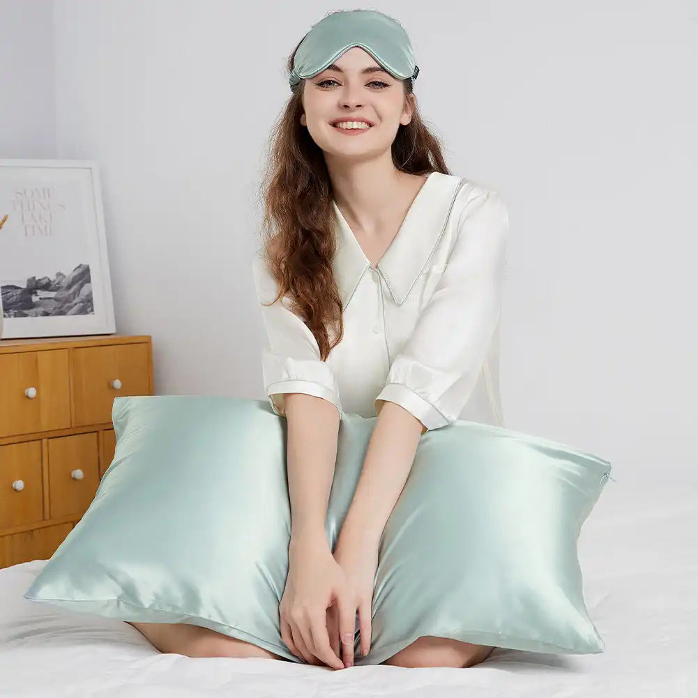 Seidenkissenbezug mit Reissverschluss – Bild 10 | LuxeStyle