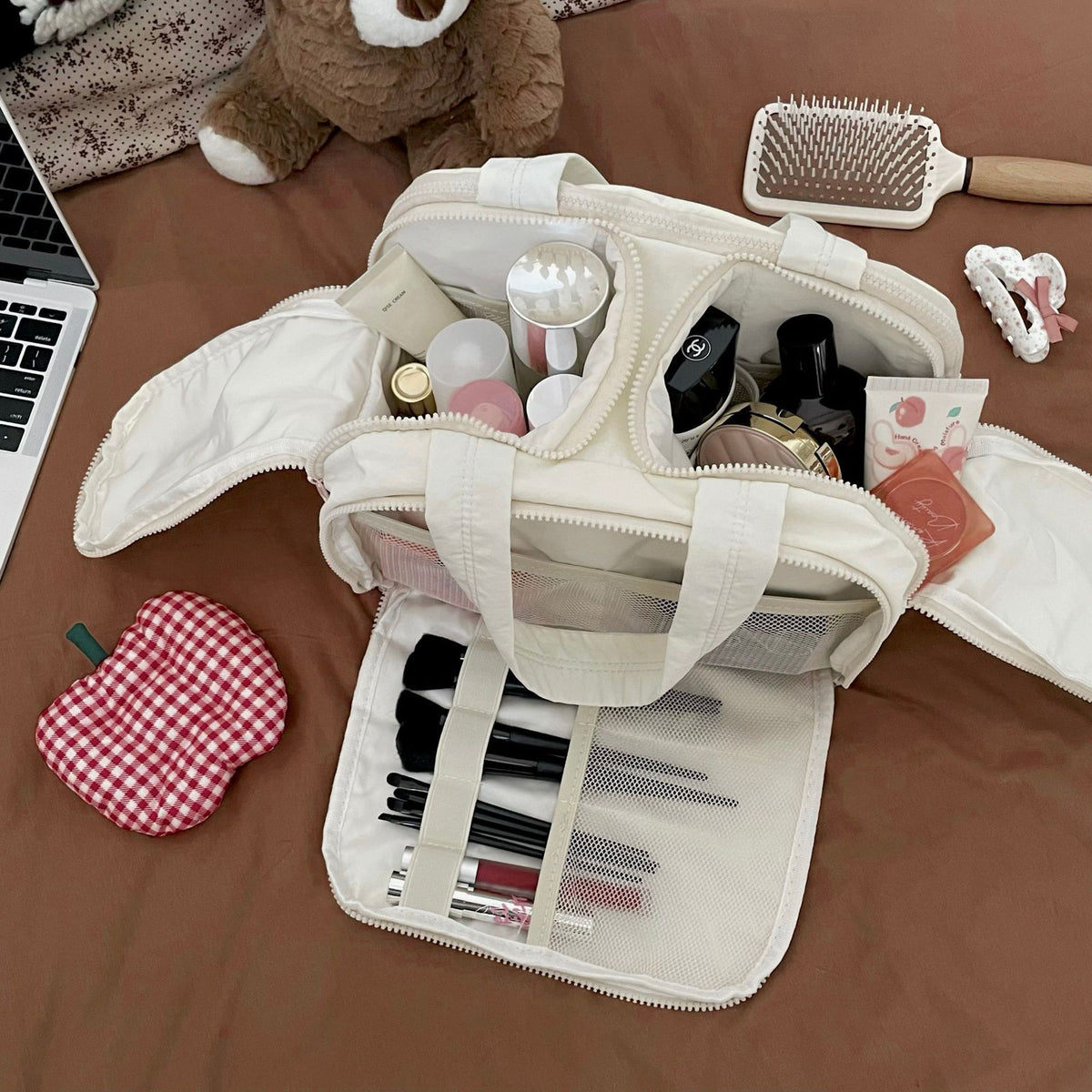 Reise-Organizer für Kosmetik & mehr – Bild 4 | LuxeStyle