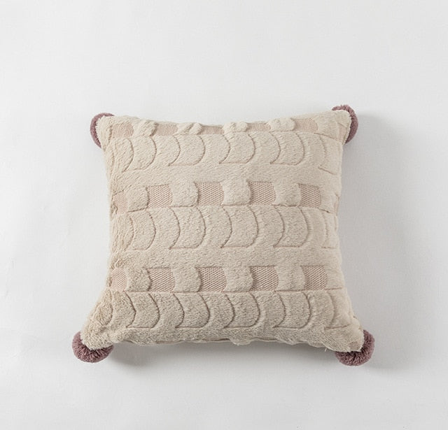 Samtkissen mit Stickerei und Quasten – Bild 3 | LuxeStyle