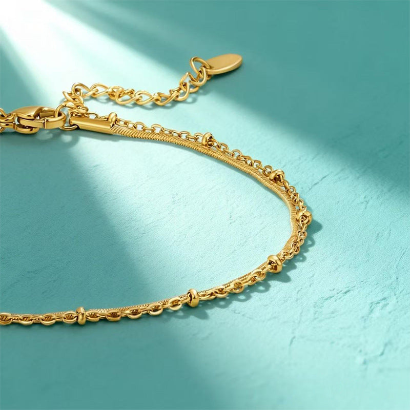 Einfacher Frauenknöchel-Schmuck