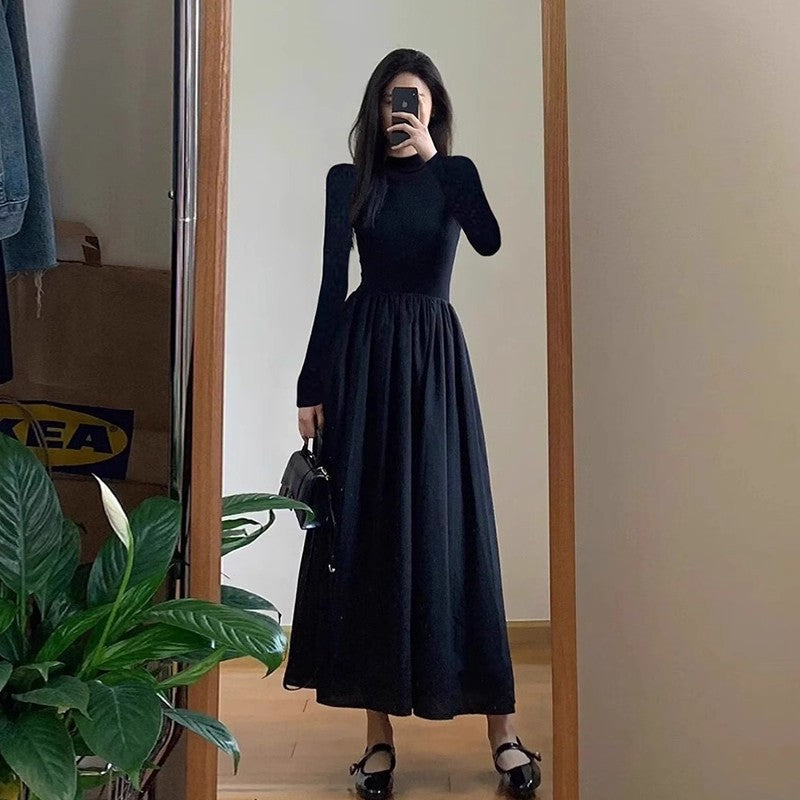 Elegantes Langarm-Kleid in Schwarz – Bild 2 | LuxeStyle