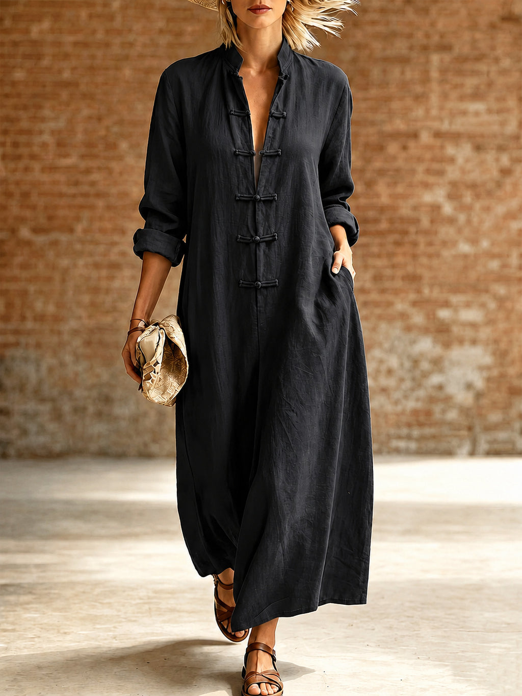 Langes Kleid mit Knöpfen im Vintage-Stil – Bild 3 | LuxeStyle