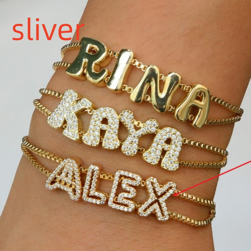 Personalisiertes Armband mit Namen – Bild 1 | LuxeStyle