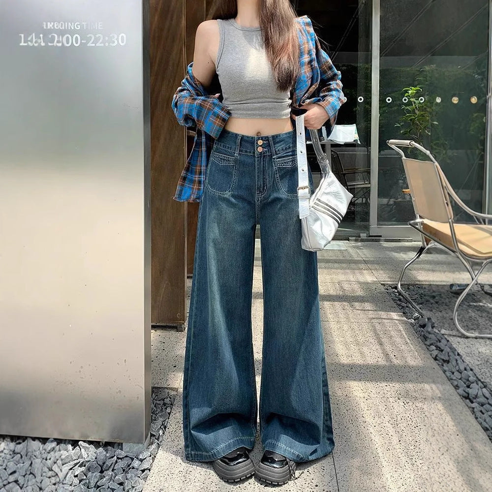 Dunkelblaue Jeans, hoch geschnitten