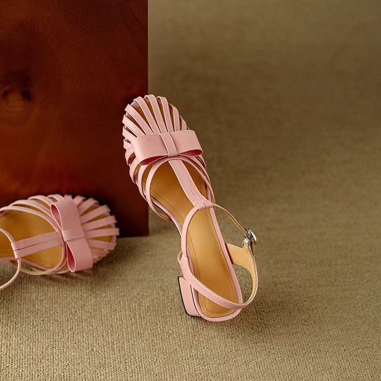 Roman Chunky Heel Sandalen mit Schleife – Bild 6 | LuxeStyle