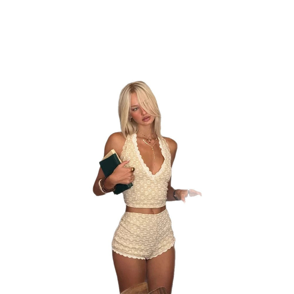 Chic Halter-Top & Shorts mit Spitze