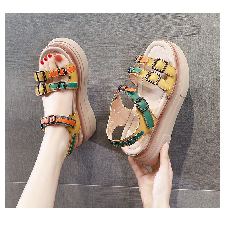 Bunte Plateau-Sandalen für Damen – Bild 7 | LuxeStyle