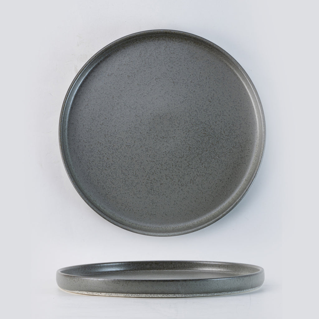 Minimalistische Keramik-Geschirr