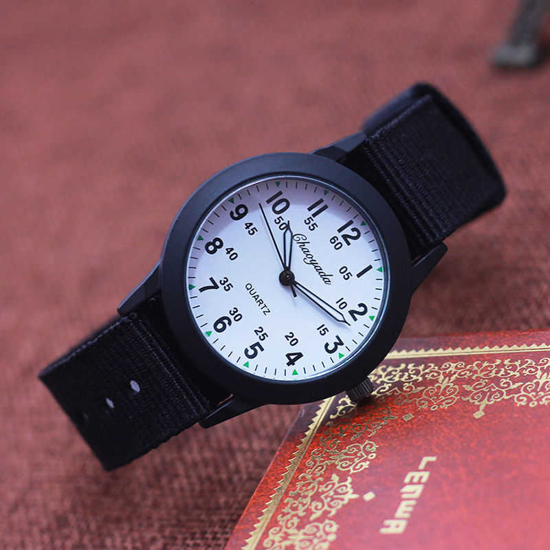 Armbanduhr für Kinder, schlicht & klar – Bild 6 | LuxeStyle