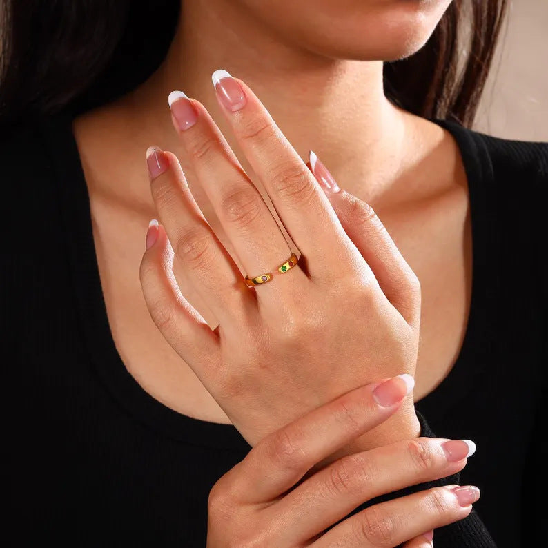 Farbenfroher Geburtsteinschmuck-Ring