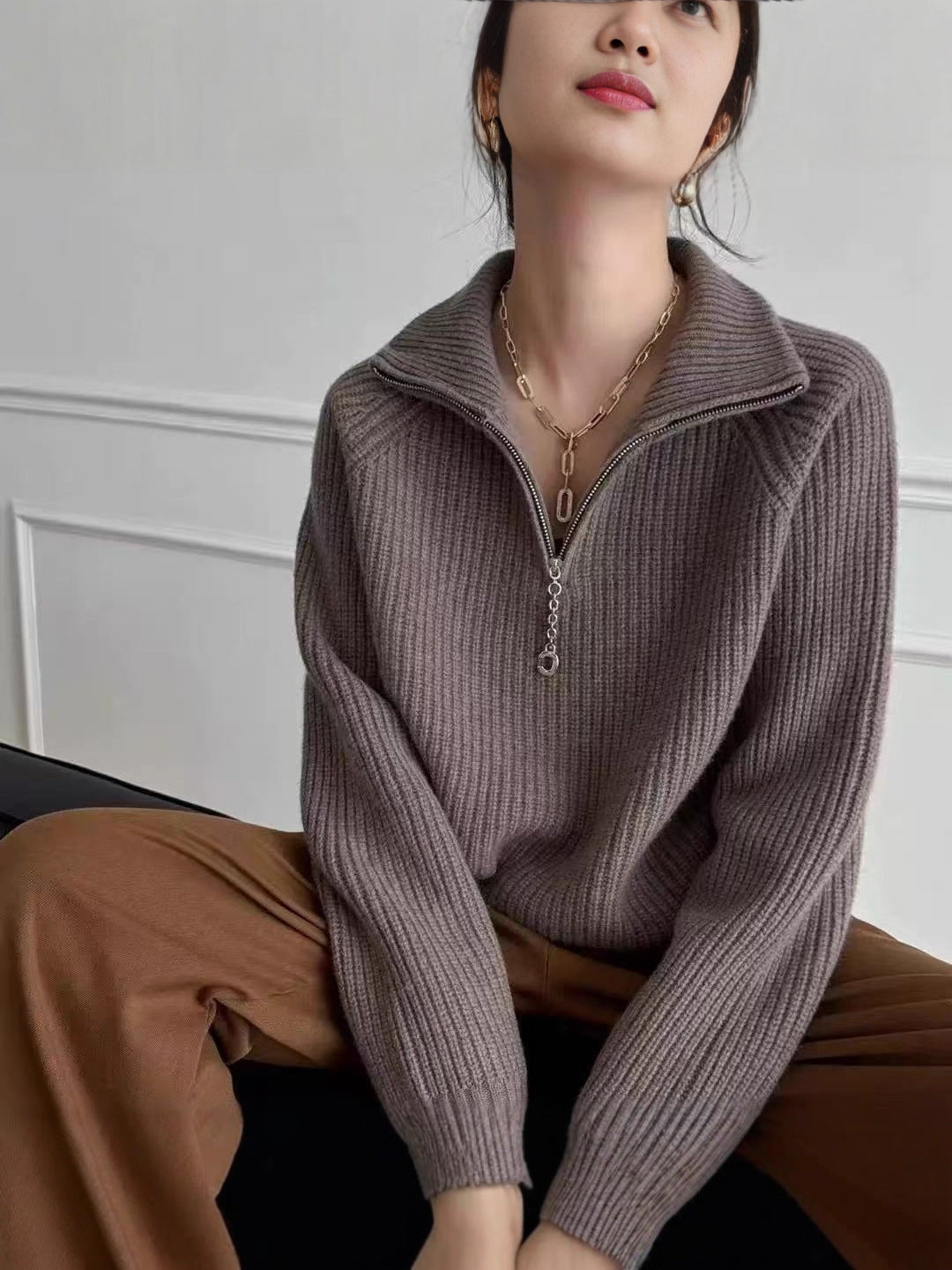 Kuscheliger Strickpullover mit Reissverschluss