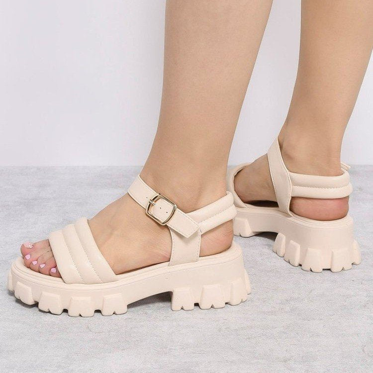 Sandalen mit Plattform und Schnallen – Bild 5 | LuxeStyle