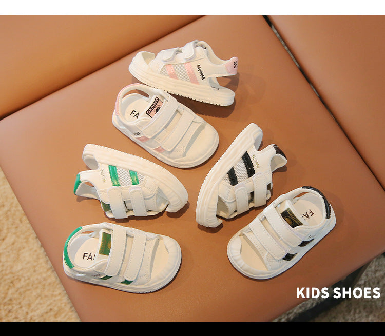 Sommer-Sandalen mit weichen Sohlen