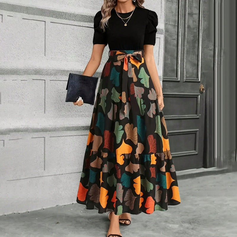 Langes bedrucktes Kleid mit Rundhalsausschnitt – Bild 2 | LuxeStyle