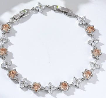 Geometrisches Schneeflocken-Armband – Bild 14 | LuxeStyle