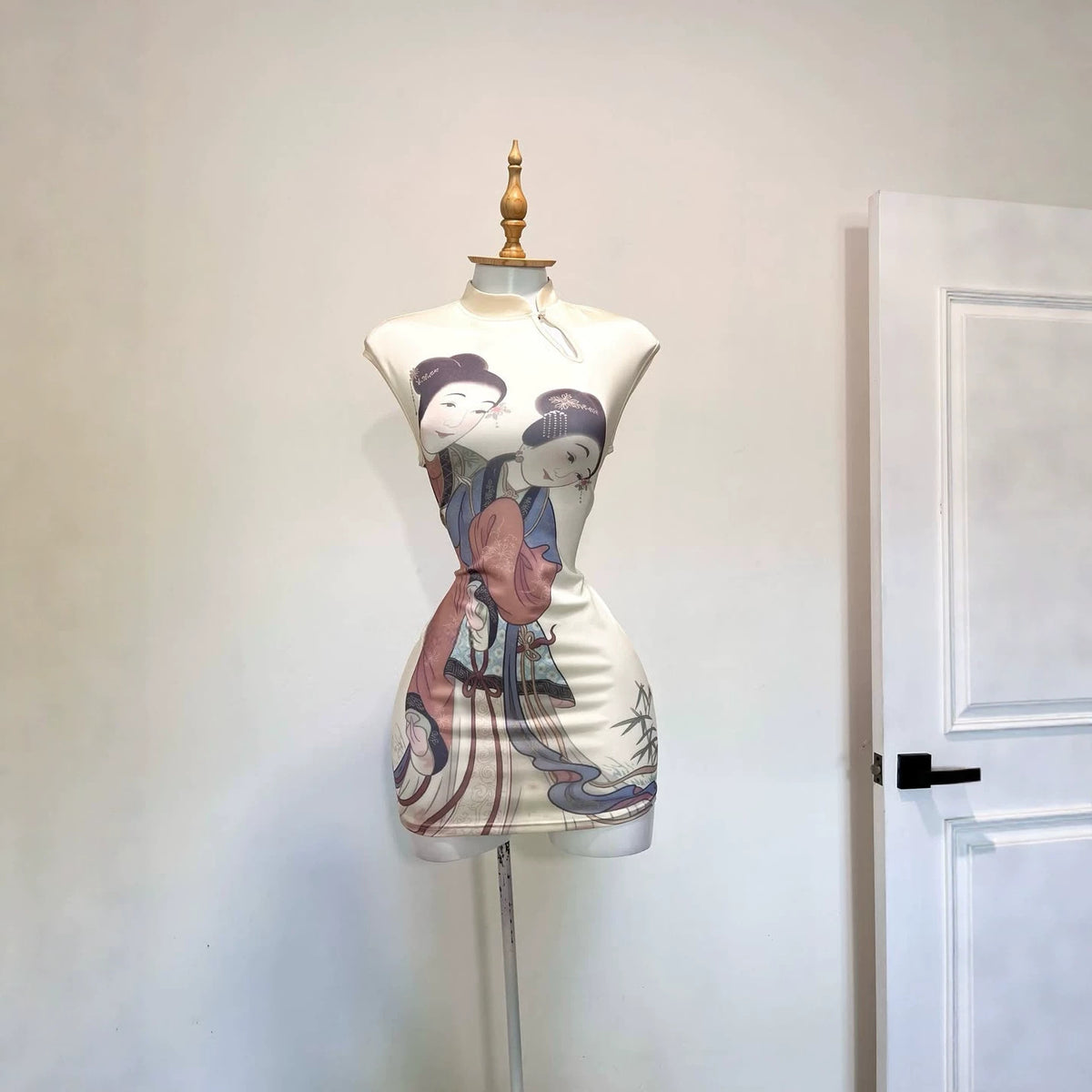 Mini-Patchwork-Kleid mit Rundhalsausschnitt | LuxeStyle