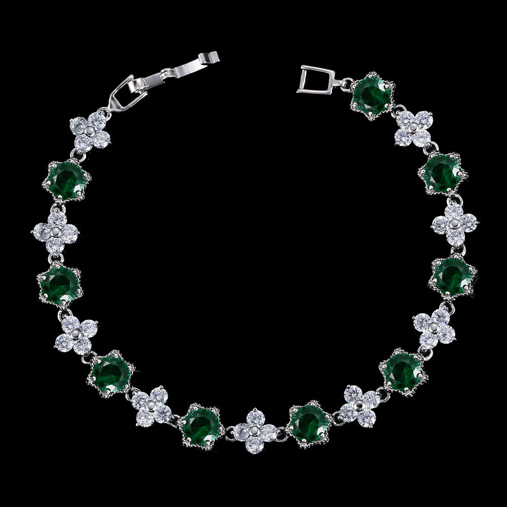 Elegantes Zirkon Armband mit Krone | LuxeStyle