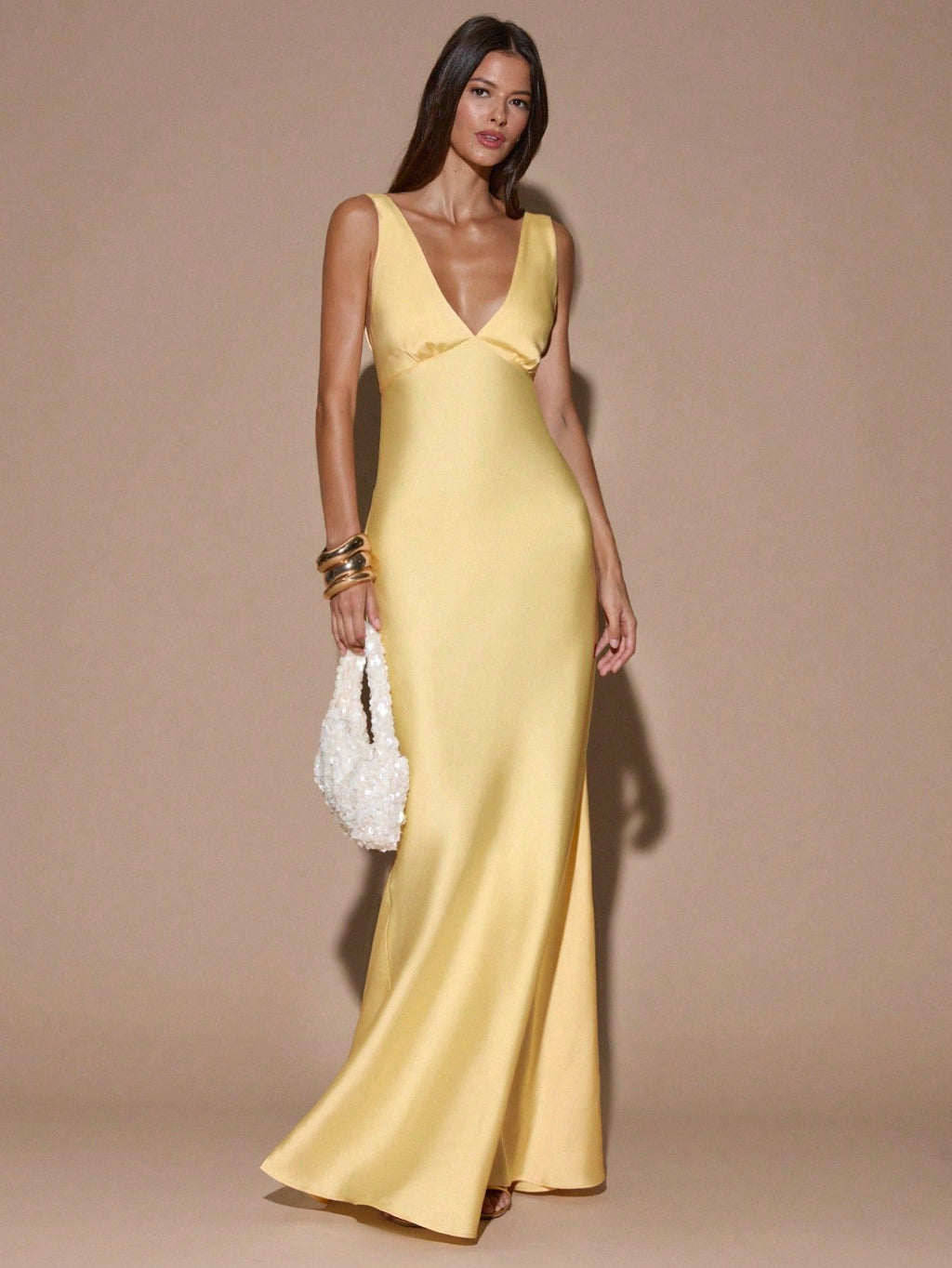 Rückenfreies Satin-Kleid