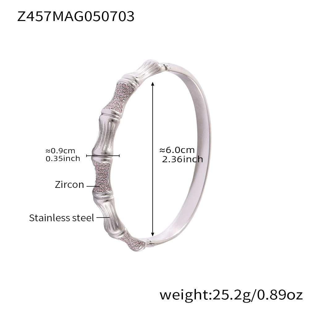 Armreif mit geometrischen Zirkonia-Akzenten – Bild 19 | LuxeStyle