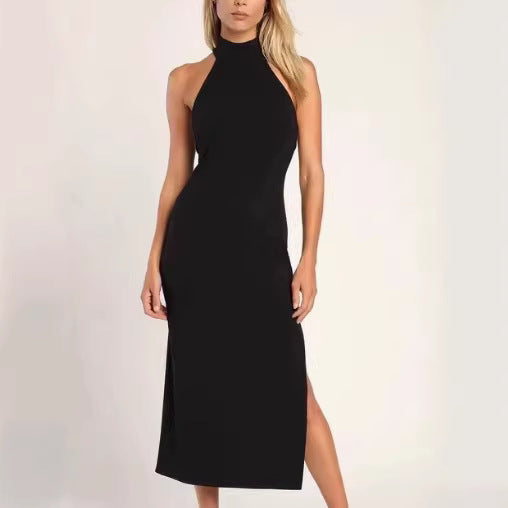 Rückenfreies Neckholder-Kleid mit Schlitz