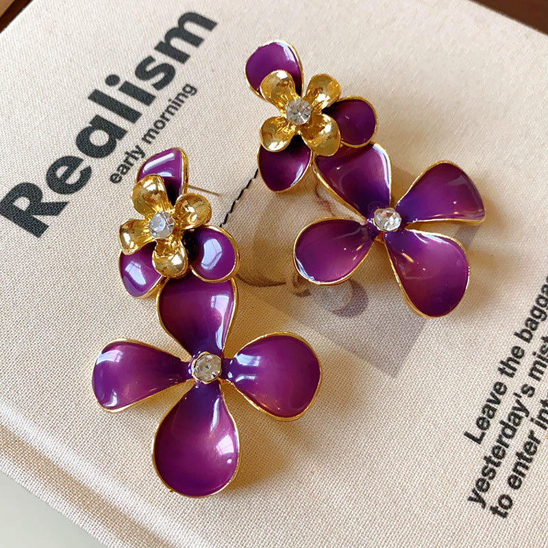 Retro-Ohrhänger mit Emaille-Blumen